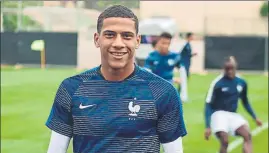  ??  ?? Todibo, central del Toulouse. El joven jugador francés está en la agenda del FC Barcelona