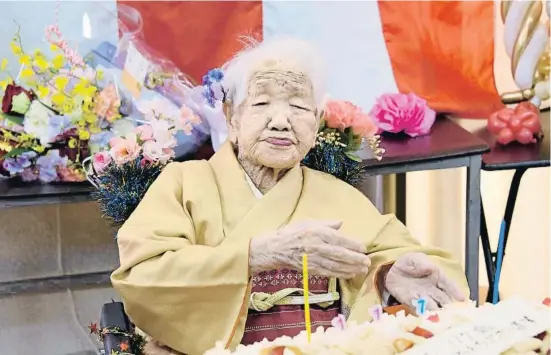  ?? KYODO NEWS / GETTY ?? Kane Tanaka, durante la celebració­n de su 117.º cumpleaños