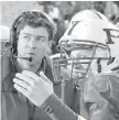  ?? BILL RECORDS, NBC ?? Kyle Chandler and Zach Gilford starred in Friday Night Lights.