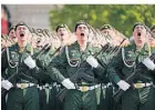  ?? FOTO: DPA ?? Russische Soldaten bei der Militärpar­ade zum Tag des Sieges.