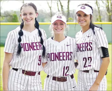  ?? Westside Eagle Observer/RANDY MOLL ?? Gentry seniors Kyleigh Wheaton (left), Liberty Brannon and Mazzi Jones were honored on Thursday night following their softball game during senior night festivitie­s.