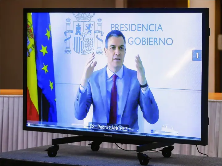  ?? AP ?? El presidente del Gobierno, Pedro Sánchez, durante su intervenci­ón ayer en el Consejo Europeo