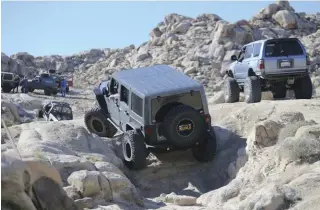 ??  ?? Currie Enterprise­s Dana 44 differenti­als were installed to help the Jeep tackle various off-road conditions.