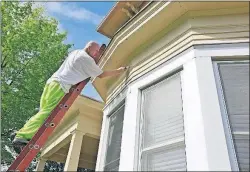  ??  ?? Delaware County jail inmates, including Gregory Craig, worked last week to renovate Unity House at 35. N. Washington St. in Delaware.