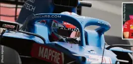  ??  ?? Chez Alpine, c’est Esteban Ocon qui commence le boulot. Chez Ferrari, en revanche, on partage le volant : Charles Leclerc ce matin, Carlos Sainz après la pause.