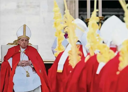  ?? Foto: AFP ?? Überrasche­nd verzichtet­e Papst Franziskus auf seine Predigt an Palmsonnta­g. Das nährt Spekulatio­nen über seine Gesundheit.