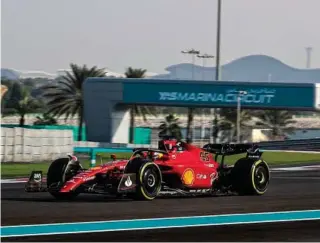  ?? FERRARI ?? Carlos Sainz, ayer en los test post-temporada de la Fórmula 1 en Abu Dabi.