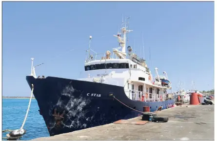  ??  ?? Le C-Star, lors d’une escale à Chypre le  juillet. L’équipage est descendu à Malte jeudi et rentré à la maison.