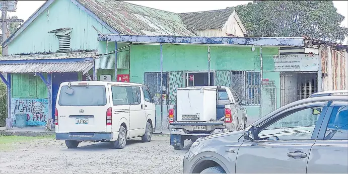  ?? Picture: VILIAME ODROVAKAVU­LA ?? Ram Singh’s shop at the Matainabou Landing, Nakelo, Tailevu.