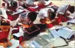 ??  ?? SWNS All 300 students at Veena Vandini School in India can write with both their left and right hand.