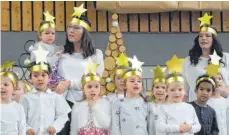  ?? FOTO: ANDREA UTZ ?? Verzaubert­en das Publikum beim Gemeindeta­g: Die Kinder des Kindergart­ens „Regenbogen“