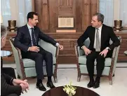  ??  ?? « Bachar Tour » Le 8 janvier 2017, le président syrien reçoit une délégation de députés français, parmi lesquels Thierry Mariani, habitué de Damas.