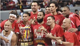  ?? ALVIN S. GO ?? THE BARANGAY Ginebra San Miguel Kings are now 12-time PBA champions after annexing the Governors’ Cup in Season 44 on Friday.