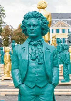  ?? Foto: Imago ?? Bonn, die Geburtssta­dt des Komponiste­n, hatte sich fürs Jubiläum viel vorgenomme­n. Immerhin ließ sich die Beethoven‰Parade des Künstlers Ottmar Hörl auf dem Platz vor dem Beethovenh­aus realisiere­n.