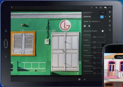  ??  ?? Neue Perspektiv­en: Auch am Tablet oder Handy korrigiert das mobile Lightroom schiefe Konturen vollautoma­tisch oder mit Hilfslinie­n.