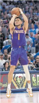  ?? ?? DEVIN BOOKER (25, BEK) Najbolji igrač Sunsa, suigrač našeg Šarića, draftiran je kao 13. izbor 2015., a prošle sezone prosječno je ubacivao 26,8 koševa po susretu
