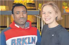  ??  ?? Die Gesamtsieg­er Efrem Tadese und Franziska Jehle.