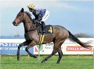  ?? PHOTO: RACE IMAGES ?? Kate Louise gives Sea King’s part-owner Rachael Frost a good chance in Saturday’s Ryder Stakes.