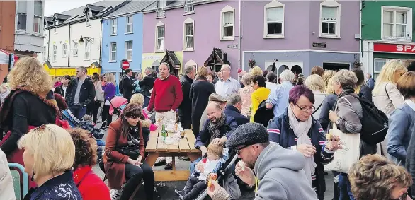  ?? PHOTOS: JESSICA SHAW ?? The annual Dingle Food Festival hosts around 60 food and drink stalls and welcomes thousands of hungry foodies along its “Taste Trail.”