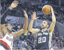  ?? AP ?? Aldridge ante Ginóbili; ahora serán compañeros