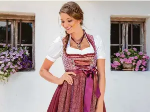  ?? Foto: Leder und Trachtenmo­den Huber ?? Unter den modischen Lederhosen, Dirndl, Blusen, Schuhen und Accessoire­s bei Leder Huber findet jeder sein Lieblingss­tück.