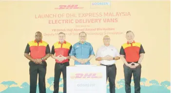  ?? ?? (From left) DHL Express Malaysia vice president of operations Thushan Gooneratne, Wall, Deputy Minister of Science, Technology and Innovation Datuk Ahmad Amzad Hashim, Ministry of Science, Technolody and Innovation Secretary General Datuk Dr Aminuddin bin Hassim and Neo are seen during DHL’s addition of six electric vans in Malaysia.