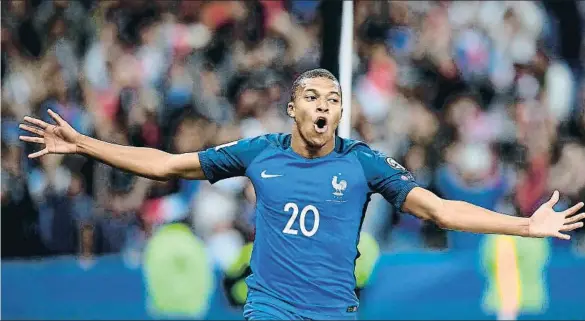  ?? FRANCK FIFE / AFP ?? Kylian Mbappé marcó su primer gol con la selección francesa anoche ante Holanda, en un partido disputado en Saint-Denis