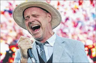  ?? FILE PHOTO ?? Gord Downie performs at Salmonfest in Grand Falls-windsor in 2013.