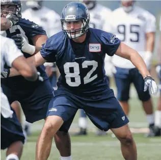  ?? OTTO GREULE JR./ GETTY IMAGES ?? Tight end Luke Willson of the Seattle Seahawks pass blocks during Saturday’s rookie camp at the Virginia Mason Athletic Center in Renton, Wash.