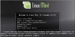  ??  ?? Startprobl­eme umgehen: Wenn das Live- und Installati­onssystem von Linux Mint 18 keinen Desktop zeigt, wählen Sie im Bootmenü den Eintrag „Start in compatibil­ity mode“.
