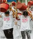  ?? Archivbild: Narong Sangak ?? Ein Hit im Internet: die Ice Bucket Chal lenge.