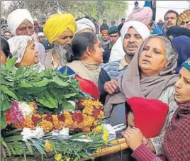  ??  ?? The family of Lance Naik Kuldeep Singh being consoled by relatives and villagers on the arrival of his body at his native village Kaureana near Talwandi Sabo in Bathinda on Monday.