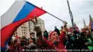  ??  ?? Митинг в поддержку Алексея Навального в Москве 21 апреля