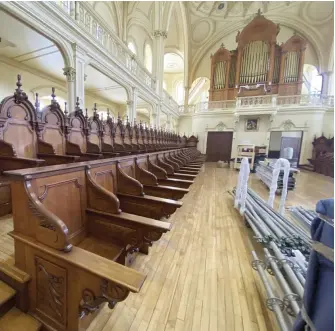  ?? PHOTO SIMON BAILLARGEO­N ?? La chapelle des Ursulines abrite un orgue Casavant fabriqué au tout début du 20e siècle, en plus de multiples trésors et oeuvres d’art.