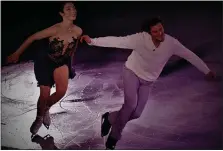  ?? RODEO MARIE HANSON — FOR MEDIANEWS GROUP ?? Meryl Davis and Charlie White performing together.