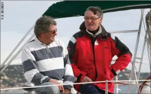  ??  ?? Jean-Marie Guirriec et Bernard Henrot ont été copropriét­aires d’un Sun Odyssey 45.2 pendant six ans… et sans souci.