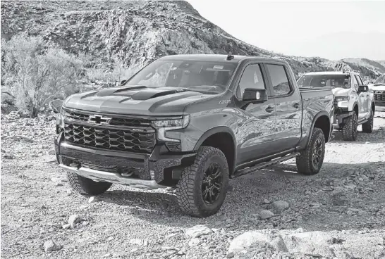  ?? JIL MCINTOSH ■ POSTMEDIA ?? For 2022, Chevrolet has given its full-size Silverado a makeover with the ZR2.