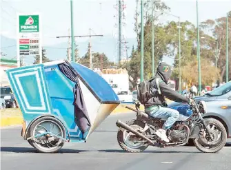  ?? / JUAN JOSÉ SIFUENTES ?? En Aguascalie­ntes ra vial no estamos preparados para este servicio, no existe la cultu