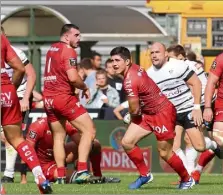  ?? (Photos AFP) ?? Le jeune ouvreur du RCT avait sans doute rêvé d’un autre scénario pour sa première en tant que capitaine...