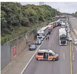  ??  ?? Der Uni-Tunnel wurde automatisc­h gesperrt, nachdem die Brandmelde­anlage ausgelöst hatte.