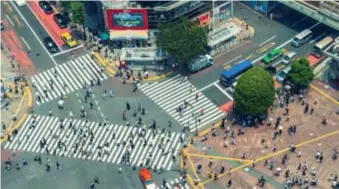  ??  ?? TESTAS. Diagonalt övergångss­tälle i Japan. Nu ska Stockholm testa det på två platser.