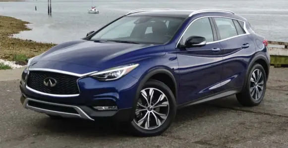  ?? JIM KENZIE ?? The QX30 will hit Canadian Infiniti stores in August with three versions each with slightly different faces and different wheels. Pricing has yet to be announced.