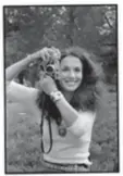  ?? ?? FOTOGRAFEN. Mary Ellen med sin Leica i Central Park. New York, ca 1970.