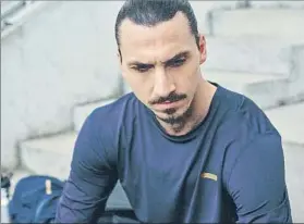  ??  ?? Zlatan Ibrahimovi­c no continuará en las filas del AC Milan la próxima temporada