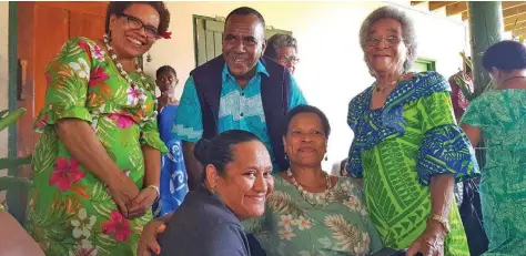  ??  ?? Nanise Lesianawai, Alanieta Vakatale, Reverend Mosese Vakatale, Sala Tikoirewa Rokotuivun­a and Kelera Ranadi Vakaloloma during the Batiki Day fund drive at John Wesley College in Suva.