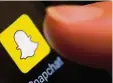  ?? Foto: Patrick Seege, dpa ?? Snapchat ist eine populäre Foto App. Der Kurs der Aktie sackte jetzt auf einen neuen Tiefpunkt.