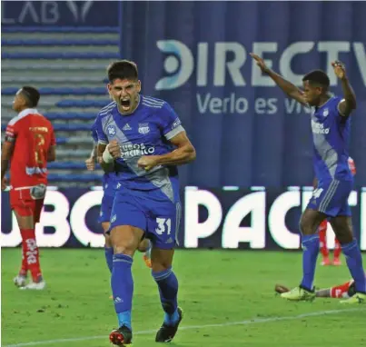  ?? API ?? kFacundo Barceló selló el triunfo de los eléctricos como locales en el estadio Capwell sobre Técnico Universita­rio.