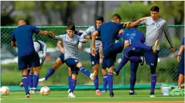  ??  ?? Pese a la derrota ante Necaxa, el buen ambiente en La Noria fue visible.