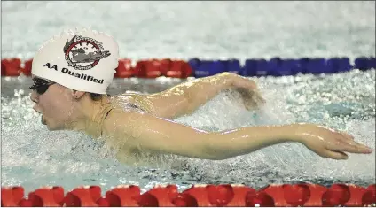  ?? STEVEN MAH/SOUTHWEST BOOSTER ?? Jo Carleton swam her way to an easy win in the 50 Metre Butterfly at the Chinook Invitation­al Meet.