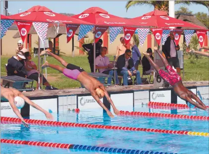  ??  ?? Top class… Swimmers put in exceptiona­l performanc­es over the weekend, which saw them register seven new records.